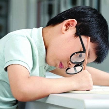 儿童近视,选对方法,视力轻松恢复!戳进来看近视原理及电疗调理手法!