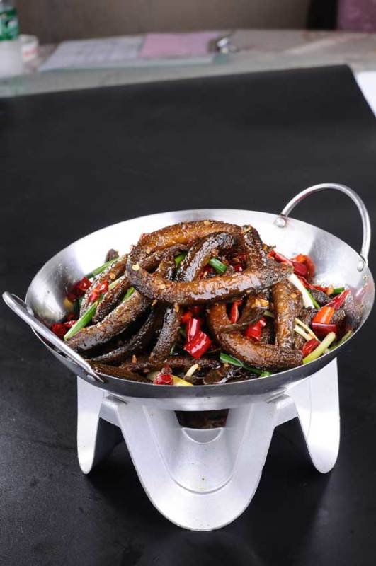 【干锅香辣泥鳅】